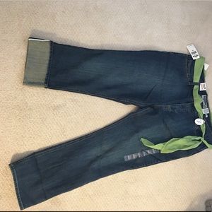 Old Navy 5 pocket crop or ankle length Size14